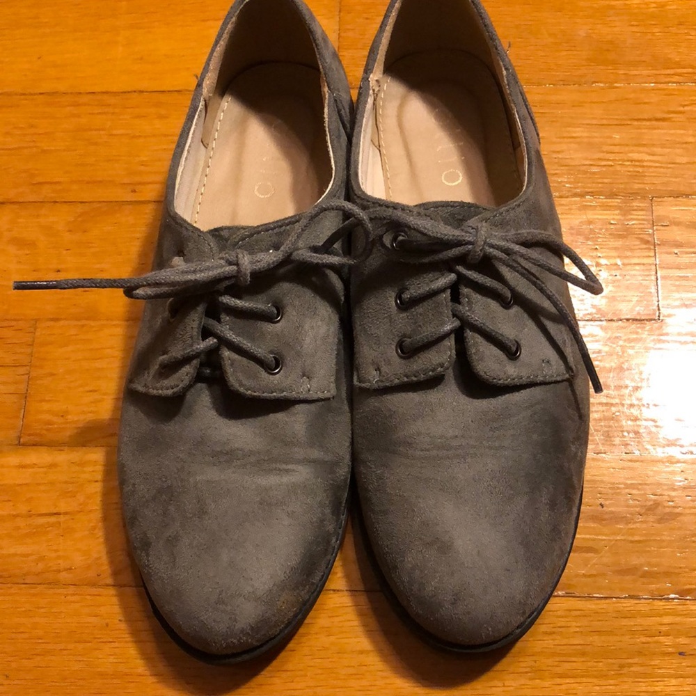 Gray shoes
